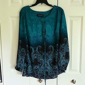 Jones of New York top. Long sleeves. 1x